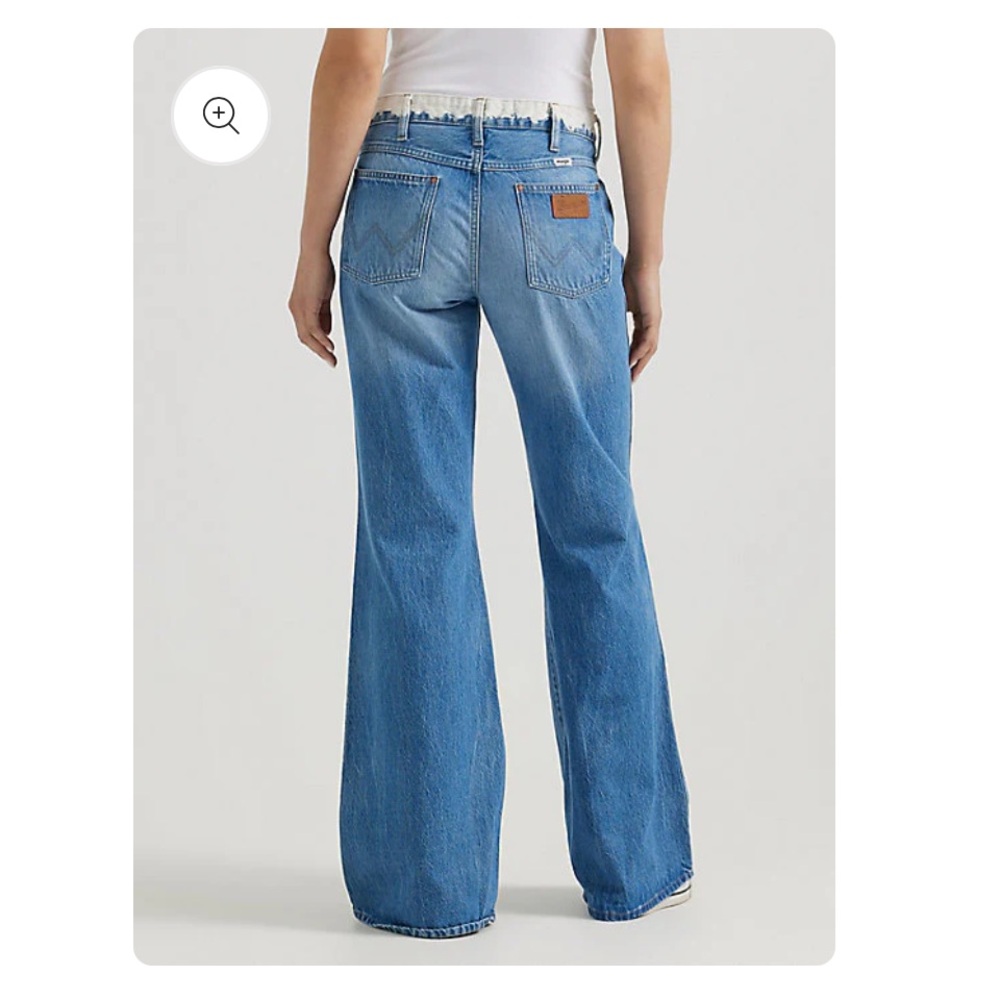 Wrangler Wanderer 622 Mid Rise Flare
